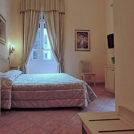Chiaro Di Luna Viale Italia Sassari Zewnętrze zdjęcie